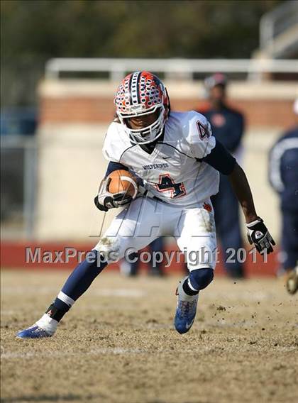 Thumbnail 2 in North Stafford vs. Phoebus (VHSL AAA Division 5 Semifinal) photogallery.