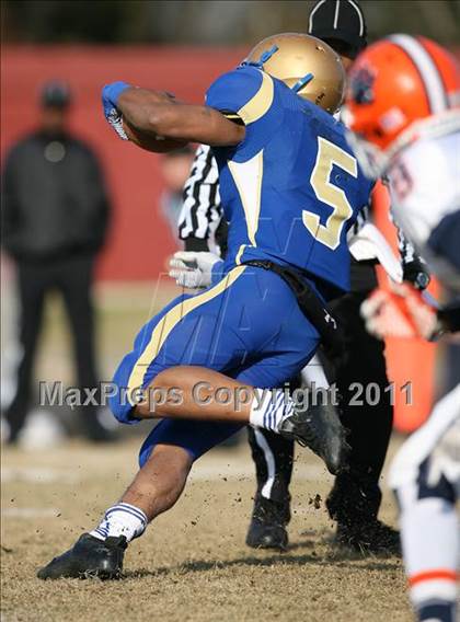 Thumbnail 3 in North Stafford vs. Phoebus (VHSL AAA Division 5 Semifinal) photogallery.