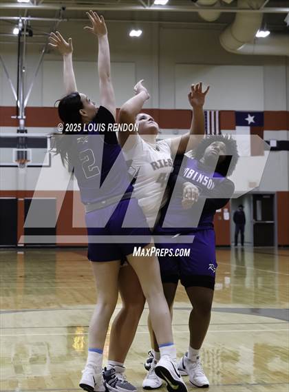 Thumbnail 3 in Riesel vs. Robinson photogallery.