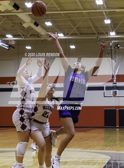 Thumbnail 3 in Riesel vs. Robinson photogallery.