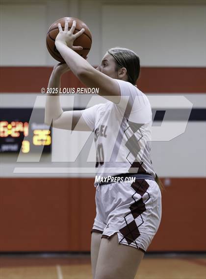 Thumbnail 2 in Riesel vs. Robinson photogallery.