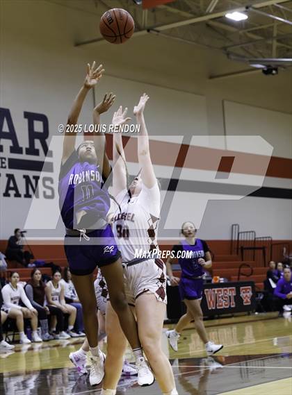 Thumbnail 3 in Riesel vs. Robinson photogallery.