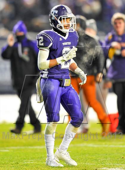 Thumbnail 3 in Tottenville vs. Lincoln (PSAL Final) photogallery.