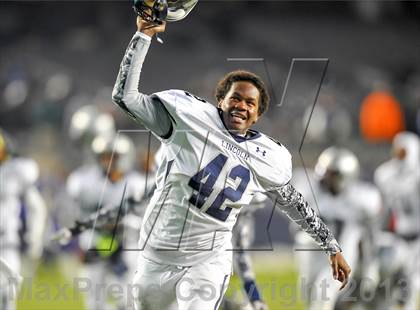 Thumbnail 2 in Tottenville vs. Lincoln (PSAL Final) photogallery.