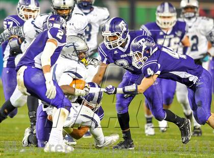 Thumbnail 1 in Tottenville vs. Lincoln (PSAL Final) photogallery.