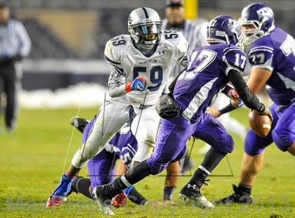 Thumbnail 3 in Tottenville vs. Lincoln (PSAL Final) photogallery.