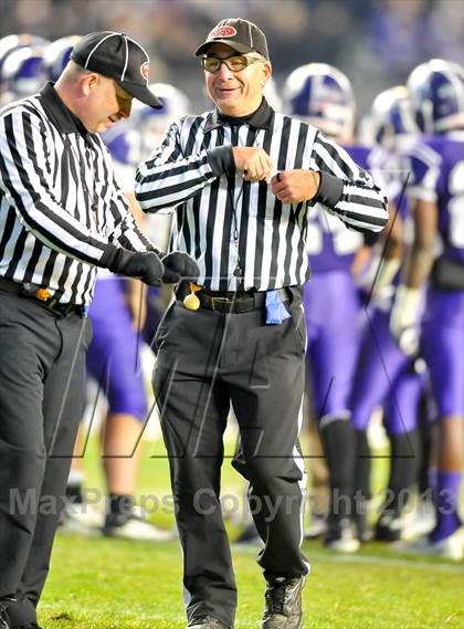 Thumbnail 1 in Tottenville vs. Lincoln (PSAL Final) photogallery.