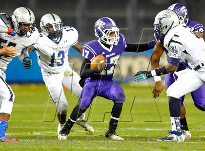 Thumbnail 3 in Tottenville vs. Lincoln (PSAL Final) photogallery.