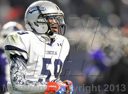 Thumbnail 1 in Tottenville vs. Lincoln (PSAL Final) photogallery.