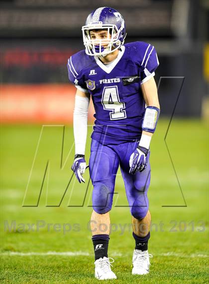 Thumbnail 2 in Tottenville vs. Lincoln (PSAL Final) photogallery.