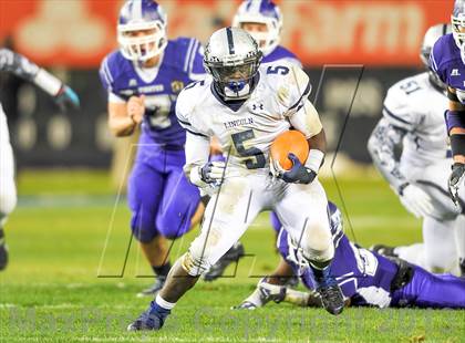 Thumbnail 3 in Tottenville vs. Lincoln (PSAL Final) photogallery.
