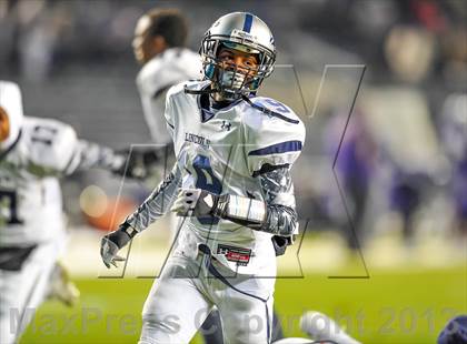 Thumbnail 3 in Tottenville vs. Lincoln (PSAL Final) photogallery.
