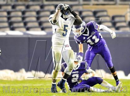 Thumbnail 3 in Tottenville vs. Lincoln (PSAL Final) photogallery.