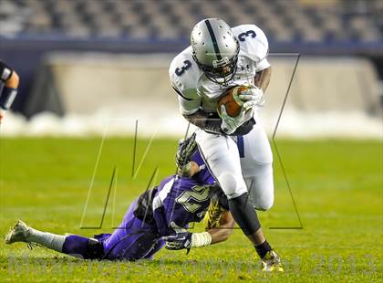 Thumbnail 3 in Tottenville vs. Lincoln (PSAL Final) photogallery.