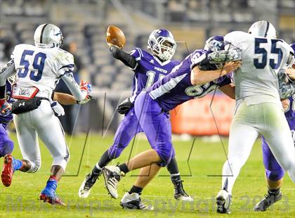 Thumbnail 3 in Tottenville vs. Lincoln (PSAL Final) photogallery.