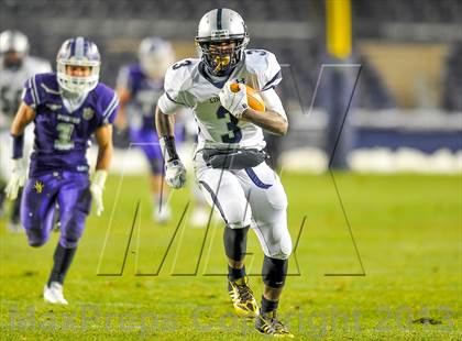 Thumbnail 3 in Tottenville vs. Lincoln (PSAL Final) photogallery.