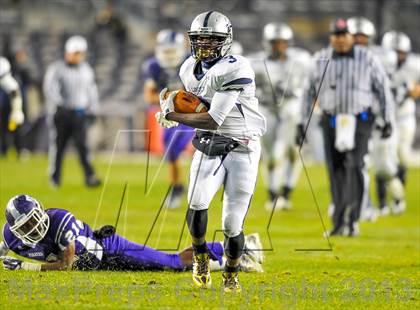 Thumbnail 2 in Tottenville vs. Lincoln (PSAL Final) photogallery.