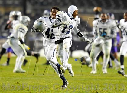 Thumbnail 3 in Tottenville vs. Lincoln (PSAL Final) photogallery.