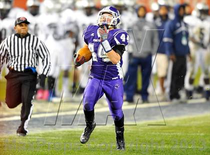 Thumbnail 1 in Tottenville vs. Lincoln (PSAL Final) photogallery.