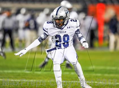 Thumbnail 3 in Tottenville vs. Lincoln (PSAL Final) photogallery.