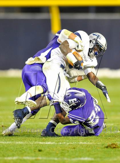 Thumbnail 2 in Tottenville vs. Lincoln (PSAL Final) photogallery.
