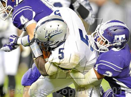 Thumbnail 1 in Tottenville vs. Lincoln (PSAL Final) photogallery.
