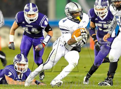Thumbnail 3 in Tottenville vs. Lincoln (PSAL Final) photogallery.