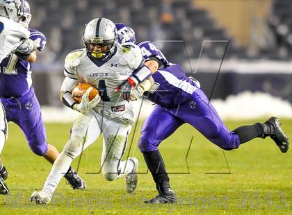 Thumbnail 1 in Tottenville vs. Lincoln (PSAL Final) photogallery.