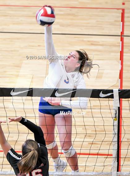 Thumbnail 2 in Bishop Gorman vs. Santa Fe  (NIKE Tournament of Champions) photogallery.