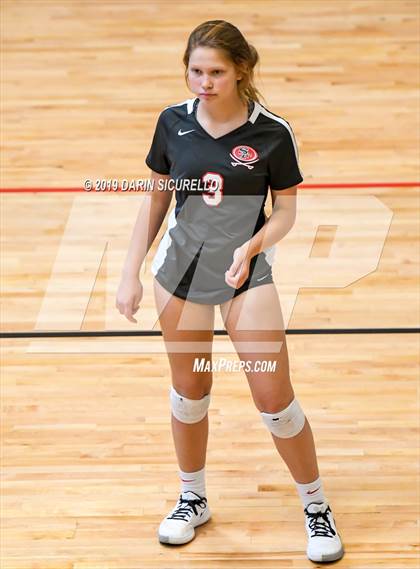 Thumbnail 1 in Bishop Gorman vs. Santa Fe  (NIKE Tournament of Champions) photogallery.
