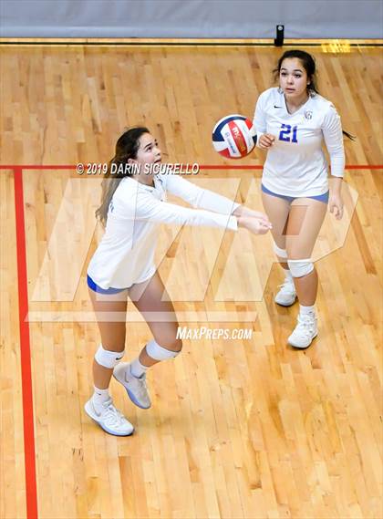 Thumbnail 2 in Bishop Gorman vs. Santa Fe  (NIKE Tournament of Champions) photogallery.