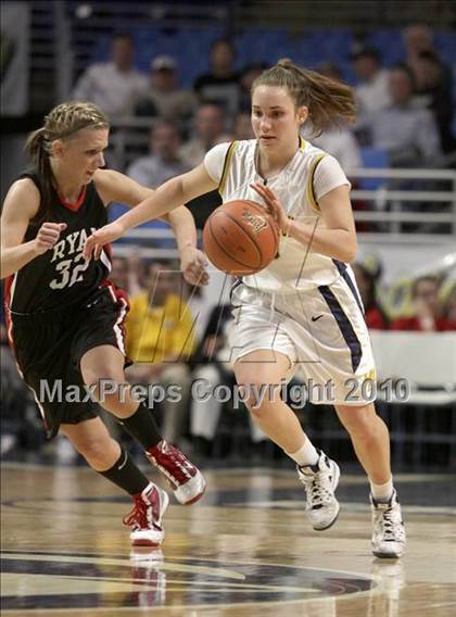 Thumbnail 3 in Archbishop Ryan vs. Mt. Lebanon (PIAA Class AAAA Championship) photogallery.