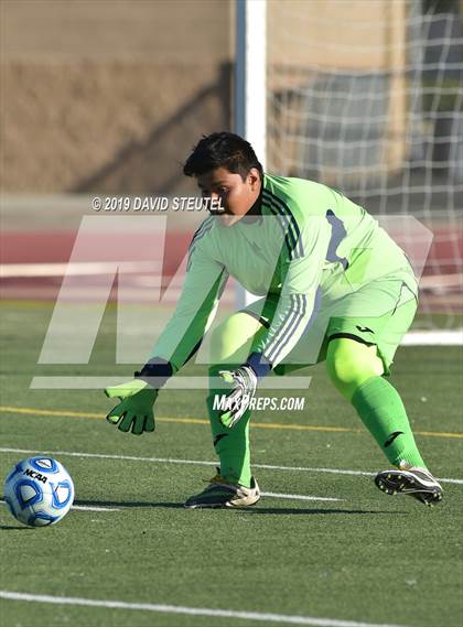 Thumbnail 3 in Hilmar vs. Encina Prep (CIF SJS D5 Final) photogallery.