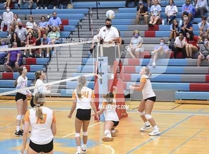 Thumbnail 3 in Sullivan Central @ Sullivan South photogallery.