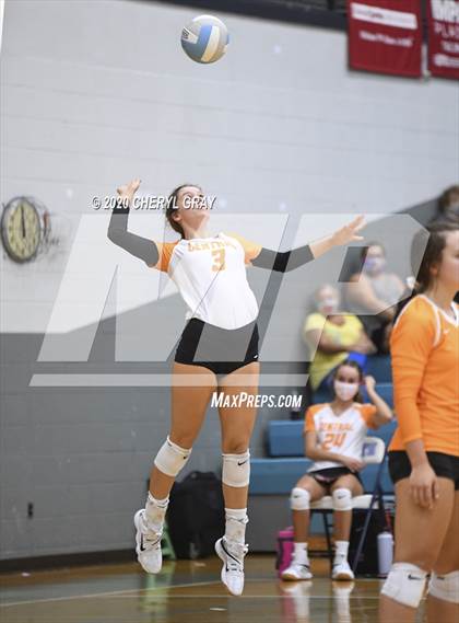 Thumbnail 3 in Sullivan Central @ Sullivan South photogallery.