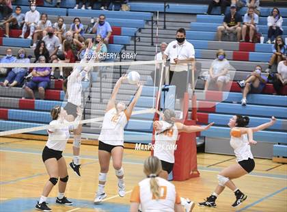 Thumbnail 2 in Sullivan Central @ Sullivan South photogallery.