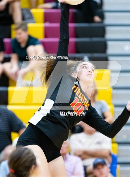 Thumbnail 3 in O'Connor @ Chaparral photogallery.