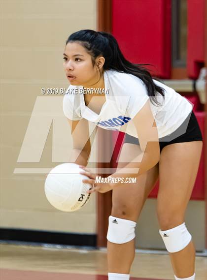 Thumbnail 3 in O'Connor @ Chaparral photogallery.