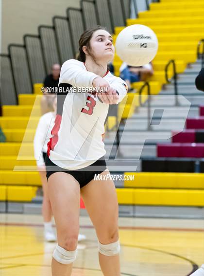 Thumbnail 1 in O'Connor @ Chaparral photogallery.