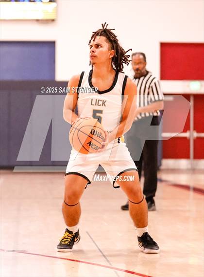 Thumbnail 2 in International vs. Lick-Wilmerding (Redwood Christian Invitational) photogallery.