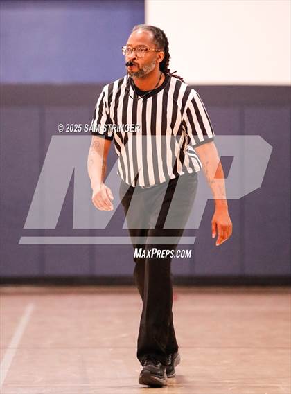 Thumbnail 2 in International vs. Lick-Wilmerding (Redwood Christian Invitational) photogallery.