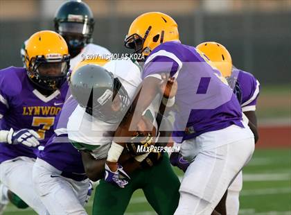 Thumbnail 1 in Lynwood vs. Hamilton  photogallery.