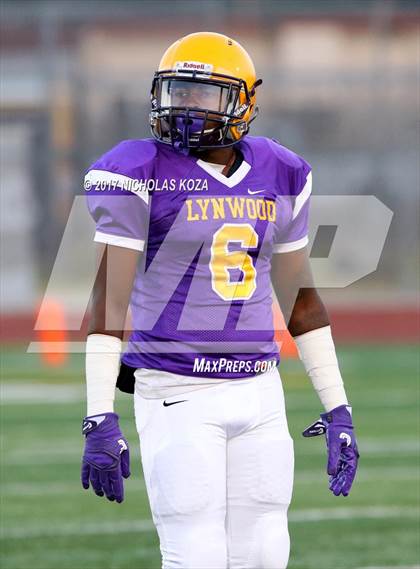 Thumbnail 2 in Lynwood vs. Hamilton  photogallery.