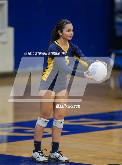 Thumbnail 2 in Pitman @ Turlock photogallery.