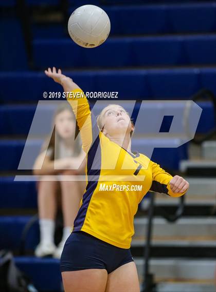 Thumbnail 3 in Pitman @ Turlock photogallery.