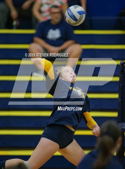 Thumbnail 1 in Pitman @ Turlock photogallery.