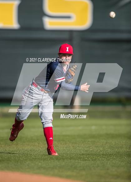 Thumbnail 1 in Independence @ Loudoun Valley photogallery.
