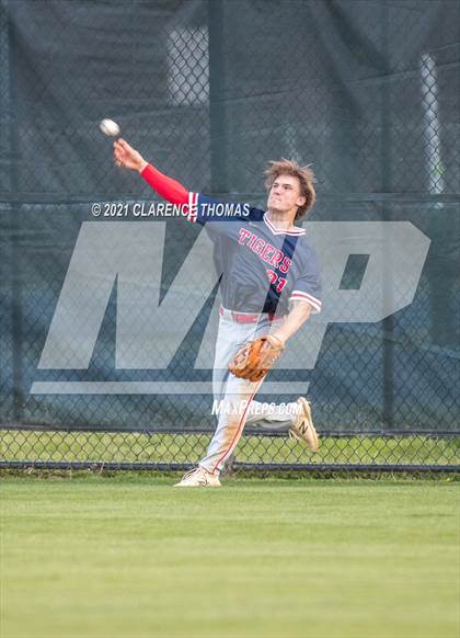 Thumbnail 3 in Independence @ Loudoun Valley photogallery.
