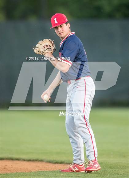 Thumbnail 1 in Independence @ Loudoun Valley photogallery.