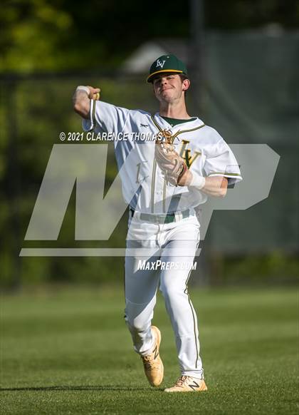 Thumbnail 1 in Independence @ Loudoun Valley photogallery.